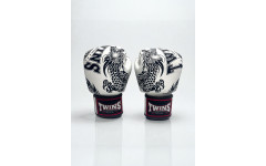 Боксерские перчатки TWINS FBGVL3-49 white black 10 oz