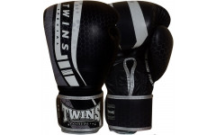 Боксерские перчатки Twins Special BGVL15 black 10 oz