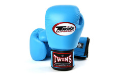 Боксерские перчатки Twins Special BGVL3 light blue 12 oz
